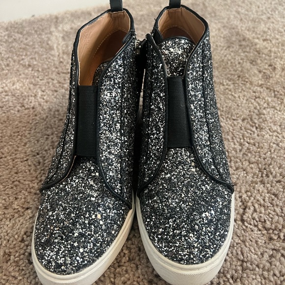 Linea Paolo (Nordstrom) sneaker - Picture 2 of 3